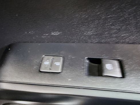 Used 2021 Toyota Tacoma SR image 30