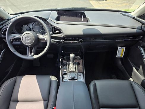 New 2025 MAZDA CX-30 AWD 2.5 S w/ Preferred Package image 2