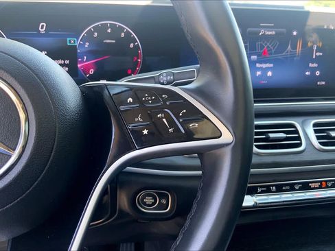 Used 2024 Mercedes-Benz GLE 350 4MATIC image 25