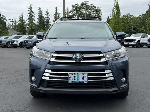 Used 2017 Toyota Highlander Limited Platinum AWD/4WD image 9