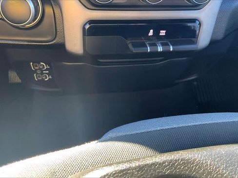 Used 2022 RAM 1500 Lone Star image 33