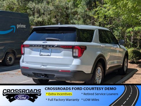 New 2026 Ford Explorer Active image 3