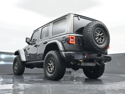 Used 2021 Jeep Wrangler Unlimited Rubicon w/ Dual Top Group AWD/4WD image 26