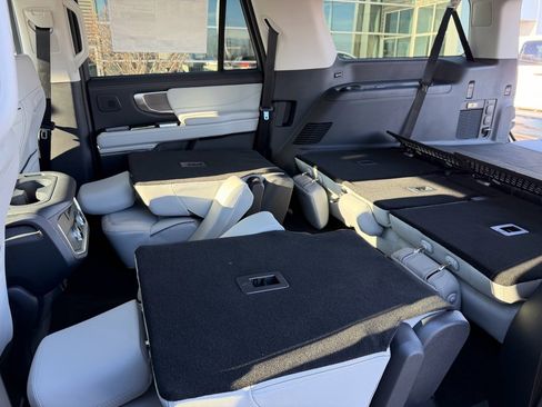 New 2025 Ford Expedition Max Platinum w/ Platinum Ultimate Package image 27