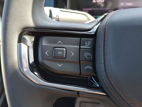 Certified 2024 Jeep Wagoneer Launch Edition image 21