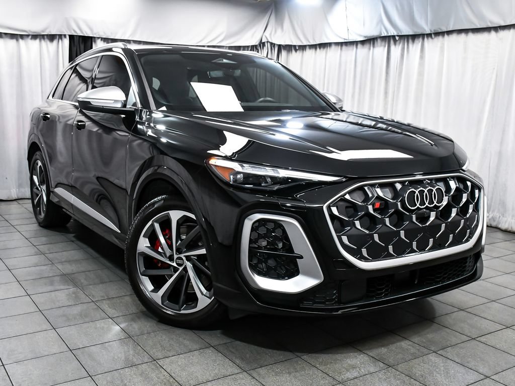 Used 2025 Audi SQ5 Premium Plus w/ Premium Plus Package AWD/4WD image 3