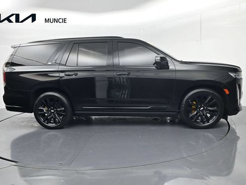 Used 2021 Cadillac Escalade Sport w/ Driver Assist Tech Package AWD/4WD image 1