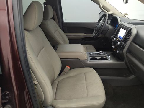 Used 2021 Ford Expedition Max XLT w/ FX4 Off-Road Package AWD/4WD image 21