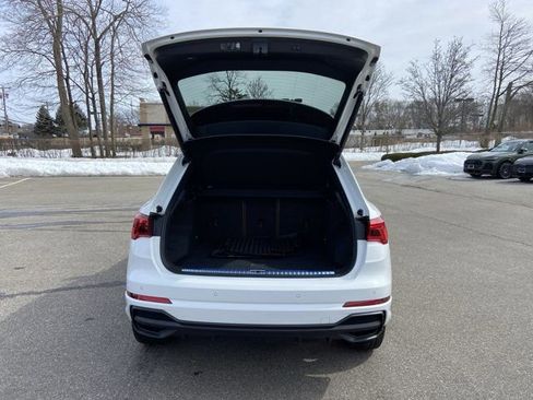 Used 2025 Audi Q3 2.0T Premium w/ Convenience Package image 29