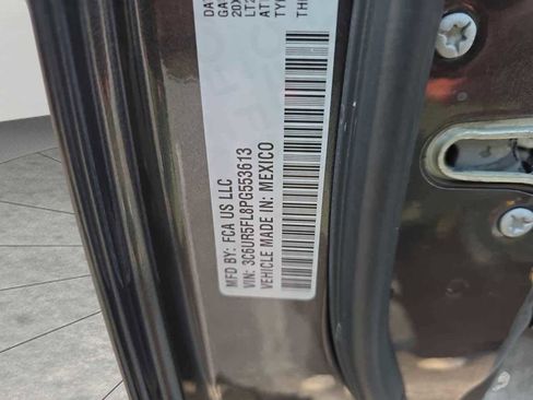 Used 2023 RAM 2500 Laramie w/ Night Edition image 31