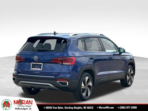 Certified 2024 Volkswagen Taos SE AWD/4WD image 4