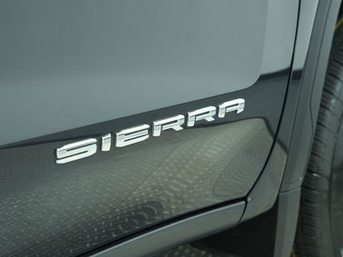 Used 2025 GMC Sierra 1500 SLT AWD/4WD image 26