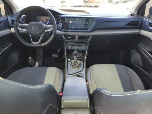 Used 2023 Volkswagen Taos SE w/ Panoramic Sunroof Package FWD image 15