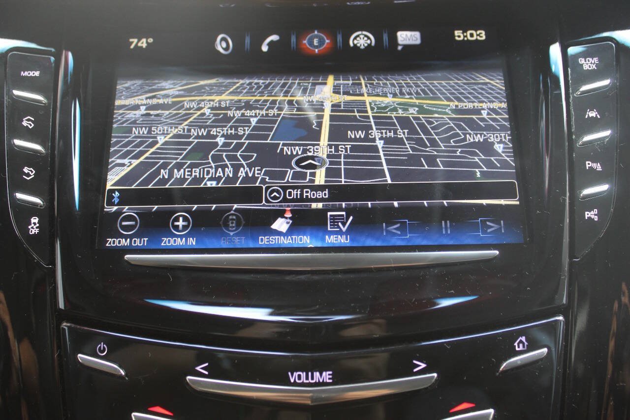 Used 2017 Cadillac Escalade Luxury AWD/4WD image 22