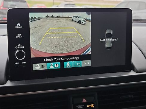Used 2025 Honda Pilot Elite image 25