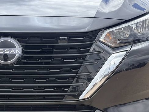 Used 2025 Nissan Sentra S FWD image 5