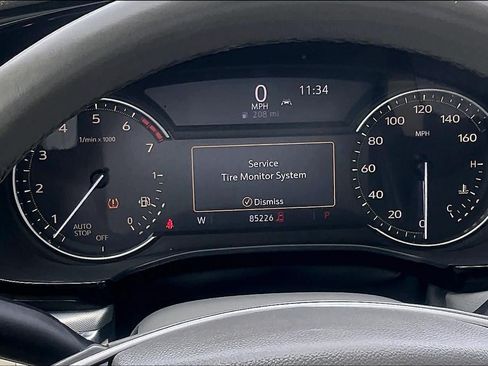 Used 2020 Cadillac XT5 Premium Luxury FWD image 26