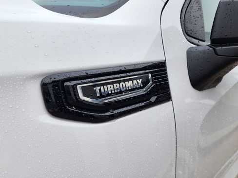 New 2026 GMC Sierra 1500 Elevation image 11