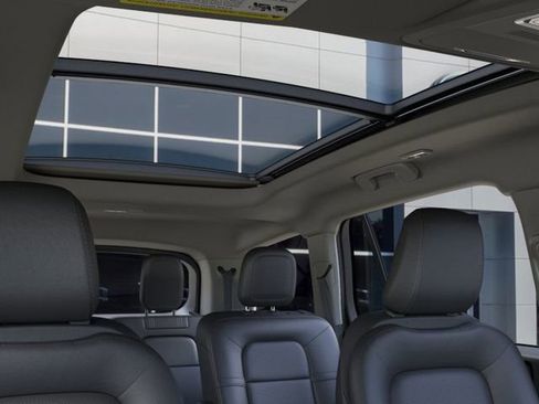 New 2026 Lincoln Aviator 2WD image 22