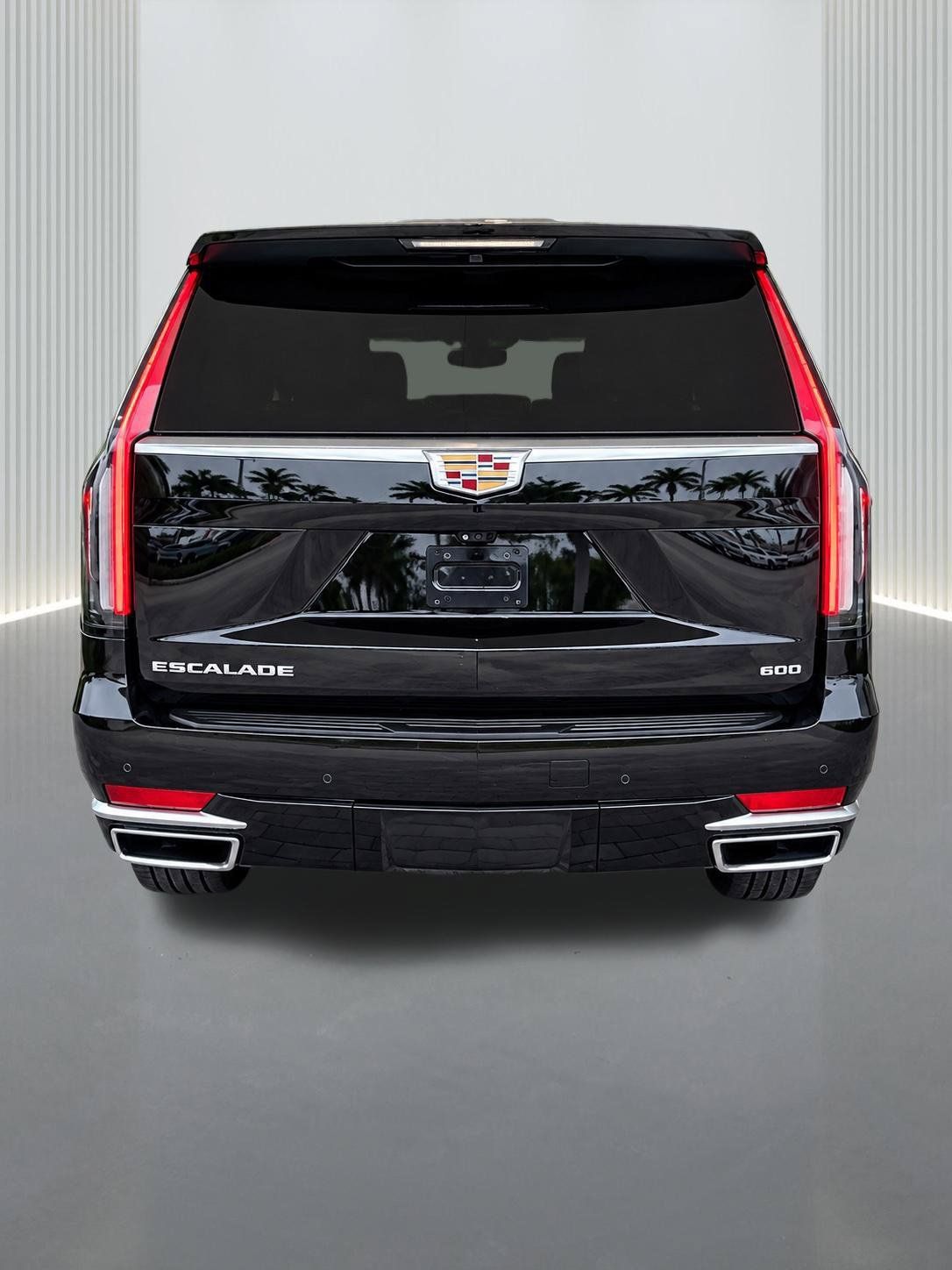 Used 2024 Cadillac Escalade ESV Premium Luxury AWD/4WD image 5