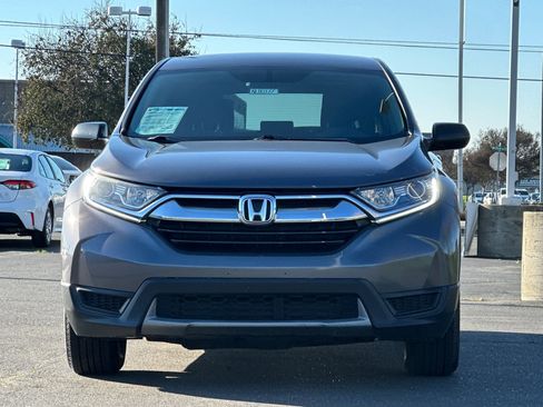 Used 2019 Honda CR-V LX image 9