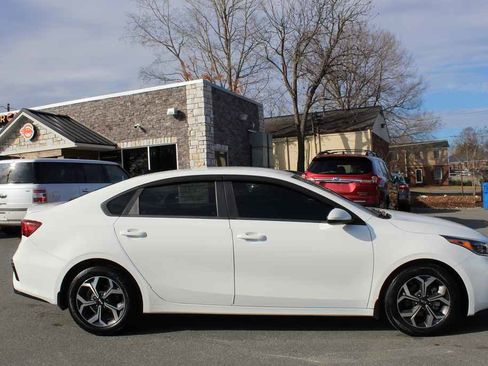 Used 2019 Kia Forte LXS image 4