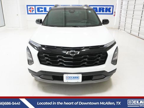 New 2026 Chevrolet Equinox LT w/ Midnight Edition FWD image 2