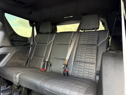 Used 2025 Cadillac Escalade Sport Platinum AWD/4WD image 25