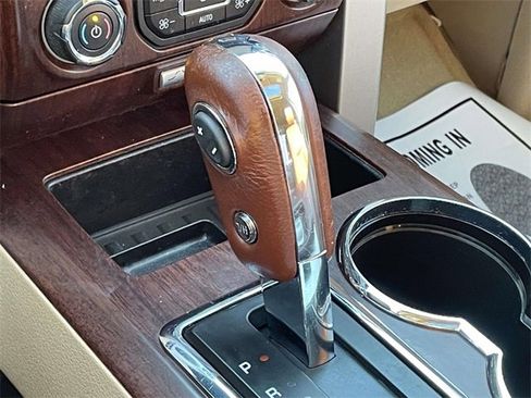 Used 2013 Ford F150 King Ranch w/ King Ranch Luxury Pkg image 27