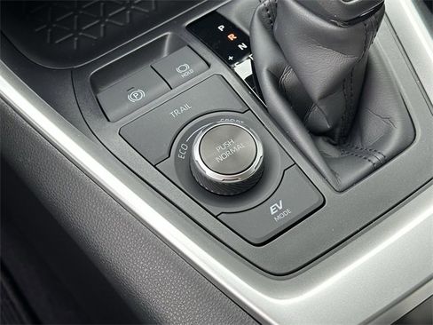 New 2025 Toyota RAV4 LE image 21