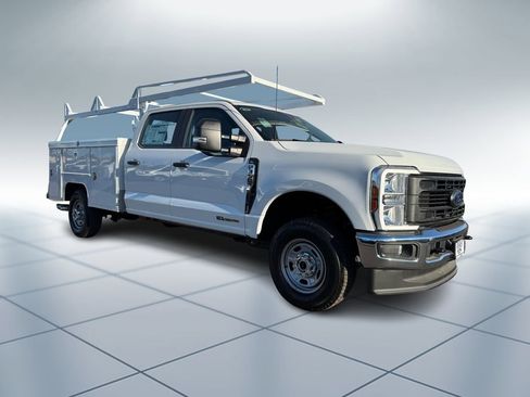 New 2026 Ford F350 XL w/ XL Chrome Package image 2