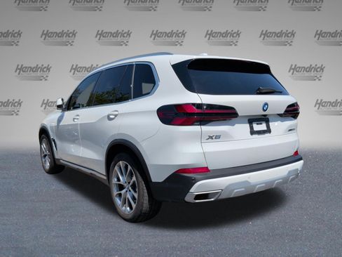 Certified 2026 BMW X5 xDrive50e w/ Parking Assistance Package AWD/4WD image 9
