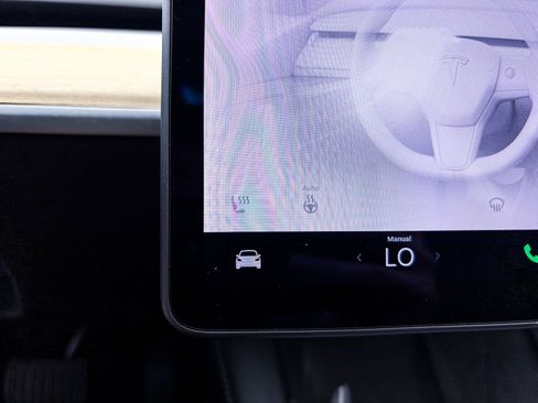 Used 2021 Tesla Model 3 Standard Range Plus RWD image 25