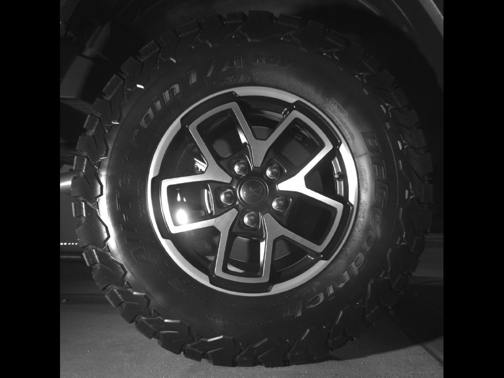 Used 2025 Jeep Wrangler Unlimited Rubicon w/ Convenience Group AWD/4WD image 3