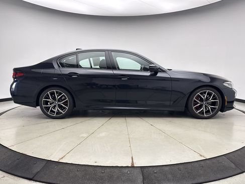 Used 2021 BMW 530i xDrive w/ M Sport Package AWD/4WD image 6