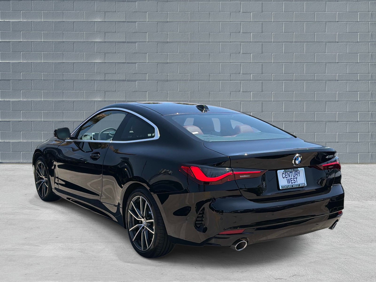 Used 2026 BMW 430i Coupe w/ Parking Assistance Package RWD image 3
