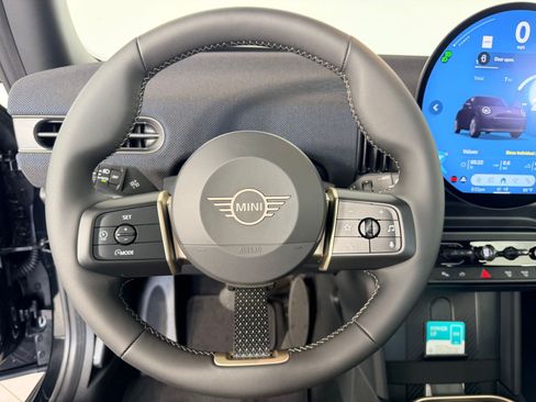 New 2026 MINI Cooper 2-Door Hardtop FWD image 14