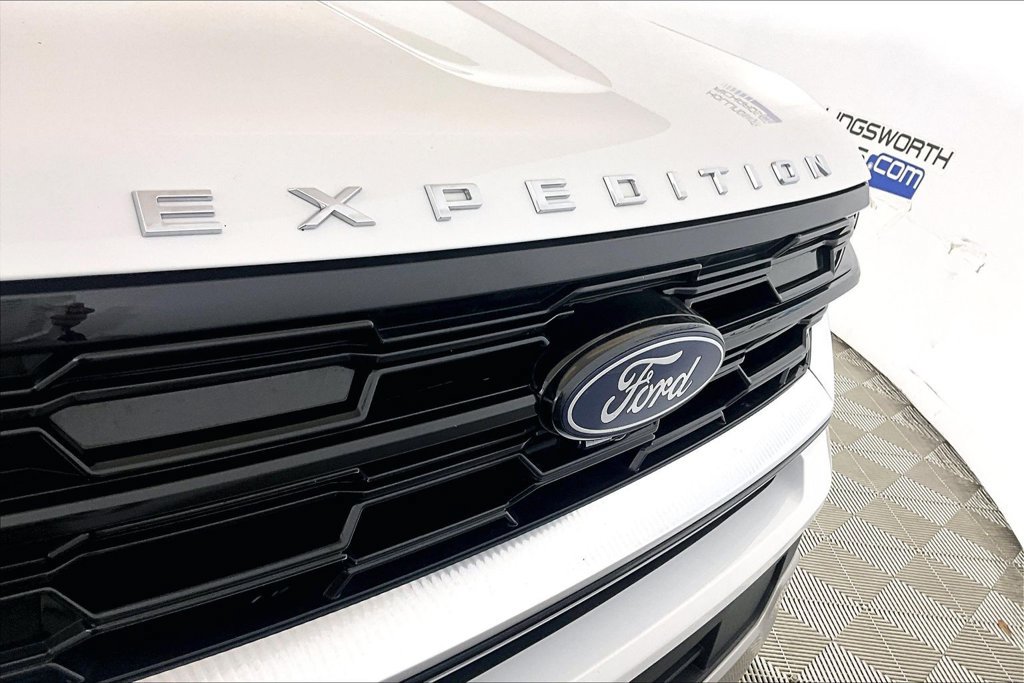 Certified 2025 Ford Expedition Max Platinum AWD/4WD image 24