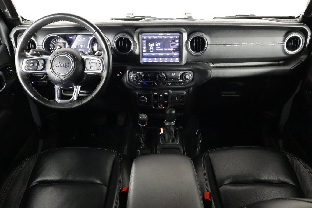 Used 2022 Jeep Wrangler Unlimited Sahara w/ Cold Weather Group AWD/4WD image 13