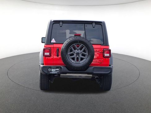 Used 2025 Jeep Wrangler Unlimited Sport AWD/4WD image 6