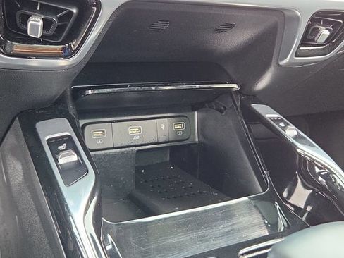 Used 2022 Kia Sorento SX FWD image 24