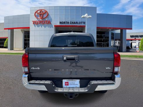 Used 2023 Toyota Tacoma SR5 AWD/4WD image 5