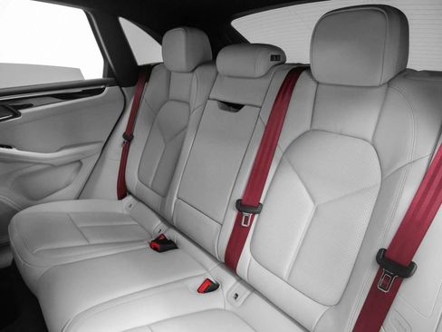 New 2025 Porsche Macan image 61