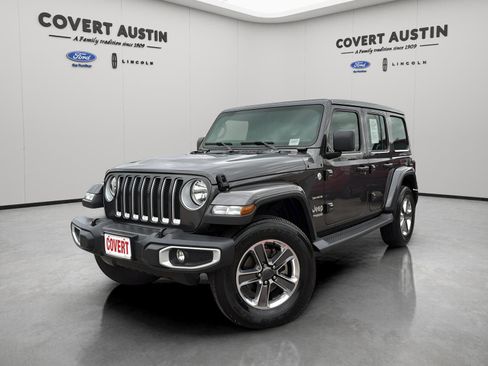 Used 2020 Jeep Wrangler Unlimited Sahara image 1