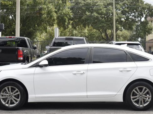 Used 2016 Hyundai Sonata SE FWD image 4