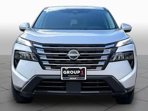 Used 2025 Nissan Rogue SV FWD image 6