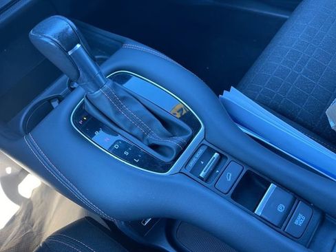 Used 2023 Honda HR-V Sport image 29