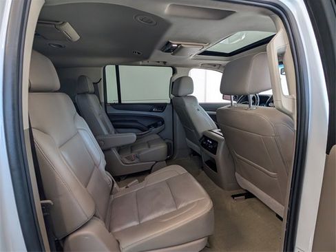 Certified 2019 Chevrolet Suburban Premier image 15