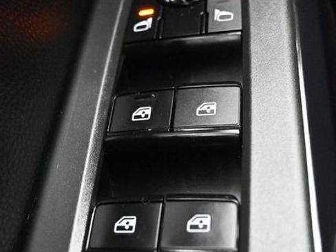 Used 2023 Nissan Pathfinder S FWD image 25