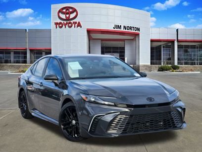 Used 2025 Toyota Camry SE